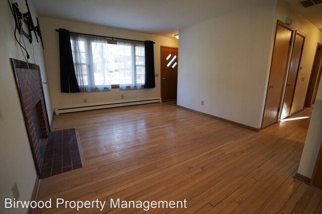 Building Photo - 4 br, 2 bath House - 206 Frost Woods Rd