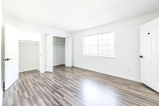 Foto del edificio - Adar at Golden Gate