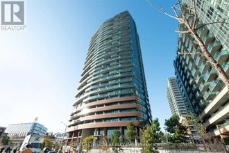 Building Photo - 150 E Liberty St