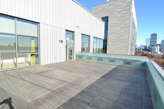 Interior Photo - The Viridian