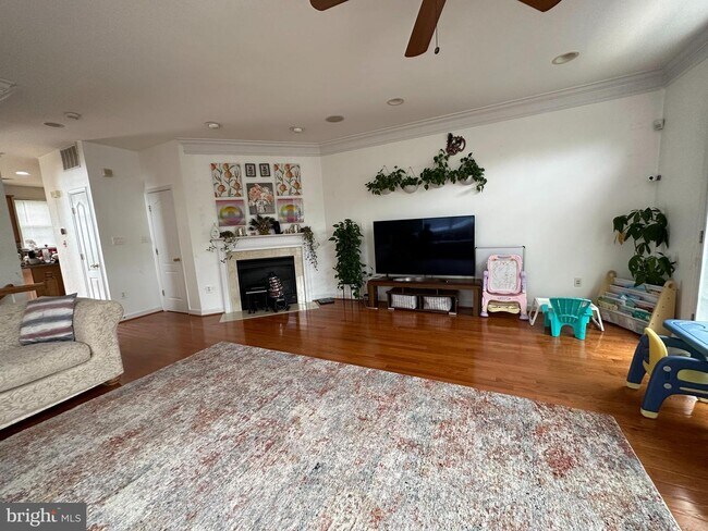 Building Photo - 42562 Magellan Square