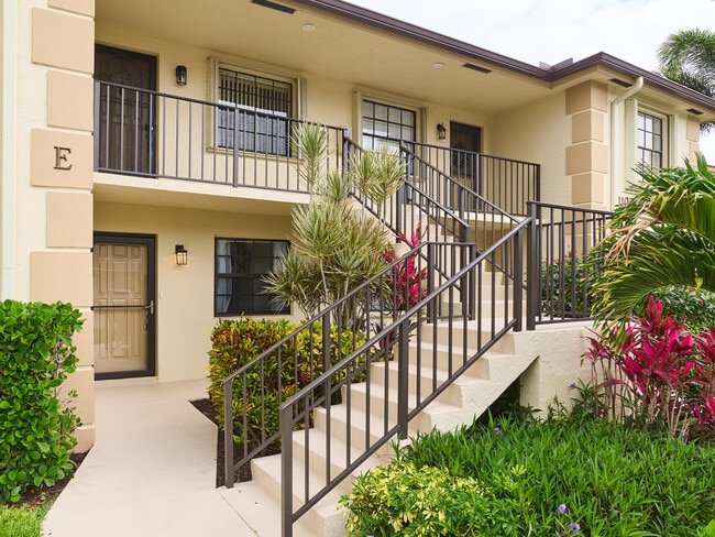 Foto del edificio - 1101 Pinecrest Cir