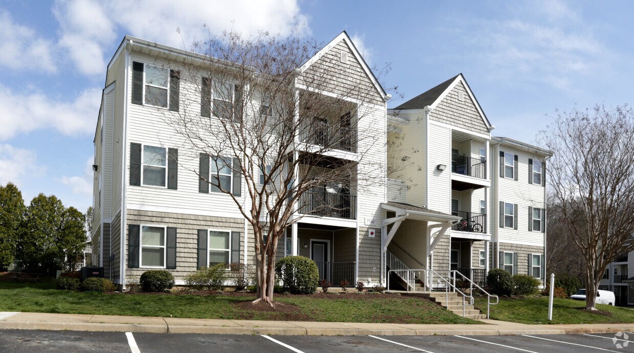 Chickahominy Bluff Apartments Tax Credit Apartments Mechanicsville