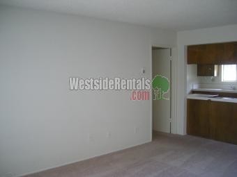 Primary Photo - 1226 Amethyst St