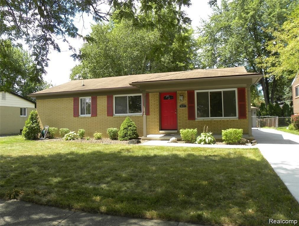 Primary Photo - 417 Shana St