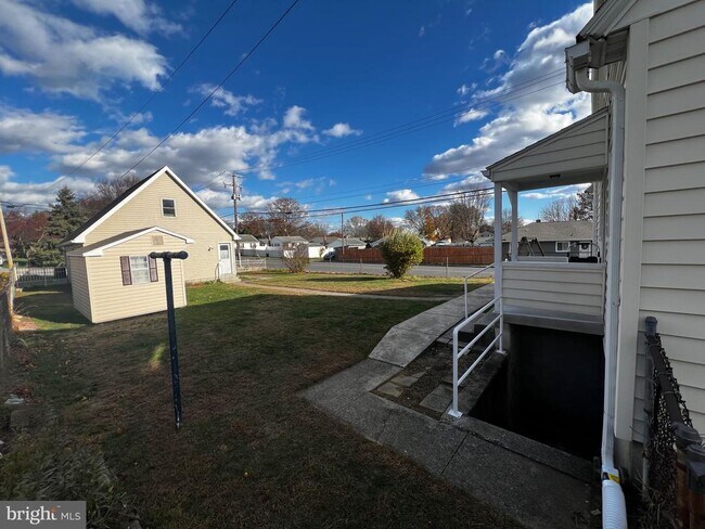 Foto del edificio - 770 S Lincoln St