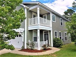 Building Photo - 108 Alumni Ct