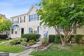 Building Photo - 574 Highland Towne Ln