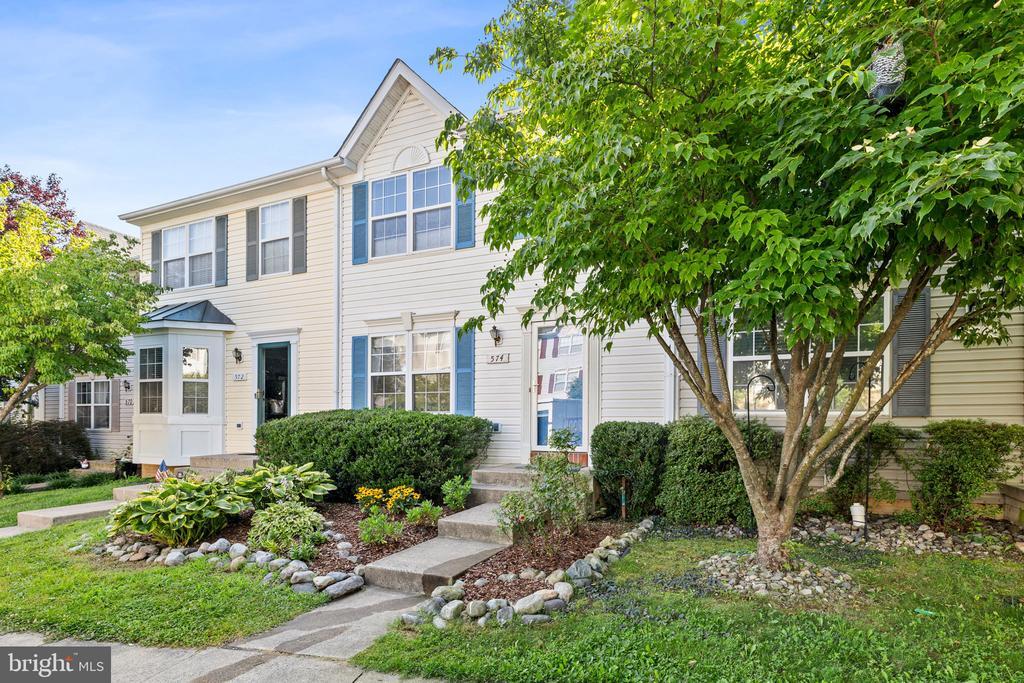 Primary Photo - 574 Highland Towne Ln