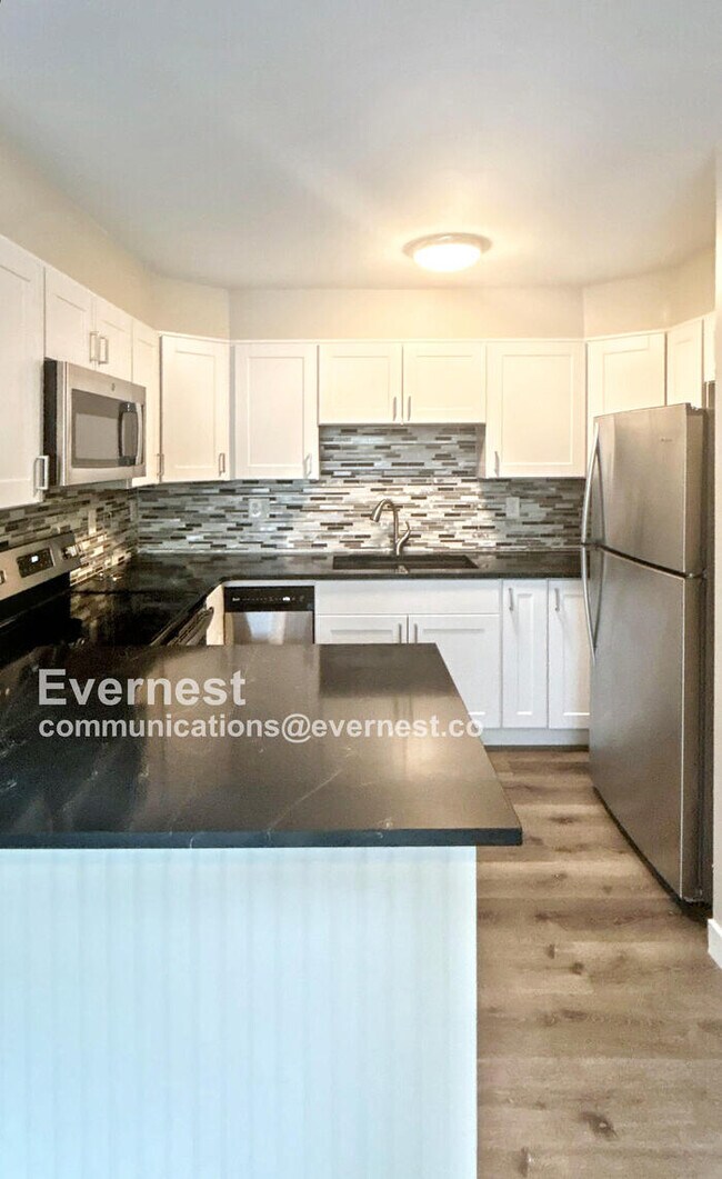 Foto del edificio - 1621 W Colorado Ave
