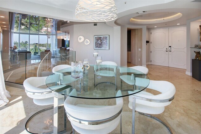 Building Photo - 301 Hendricks Isle