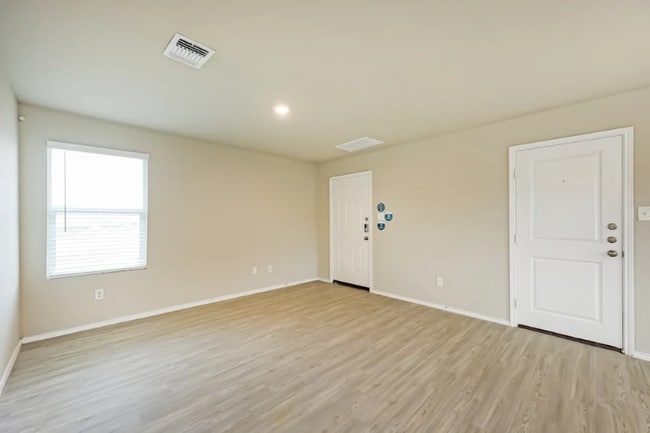 Building Photo - 5602 Basilica Pl