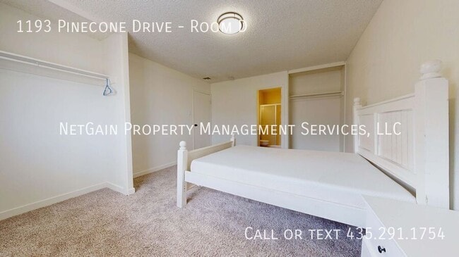 Foto del edificio - 1193 Pinecone Dr