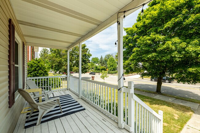 Foto del edificio - 405 Starkweather St