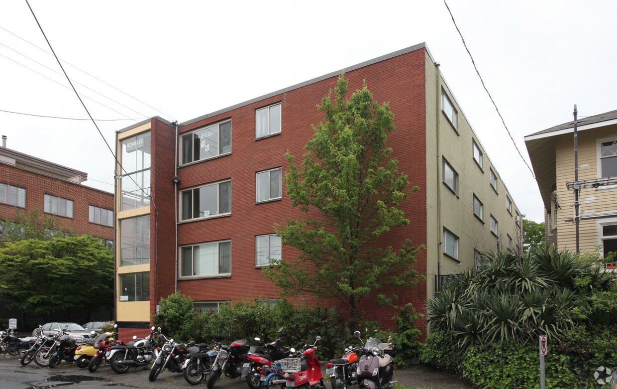 Building Photo - Roni Lee Apartments