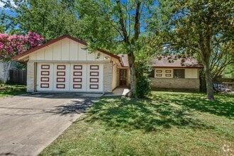 Building Photo - 514 Chihuahua Trail