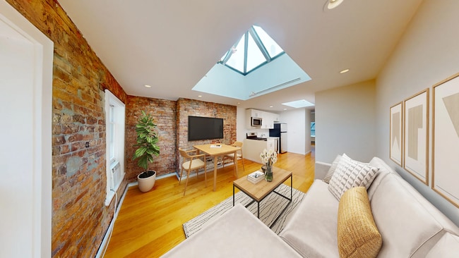 Building Photo - 3 Centre Market Pl