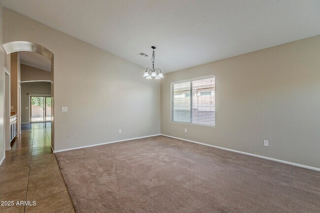 Foto del edificio - 7358 N 72nd Ave