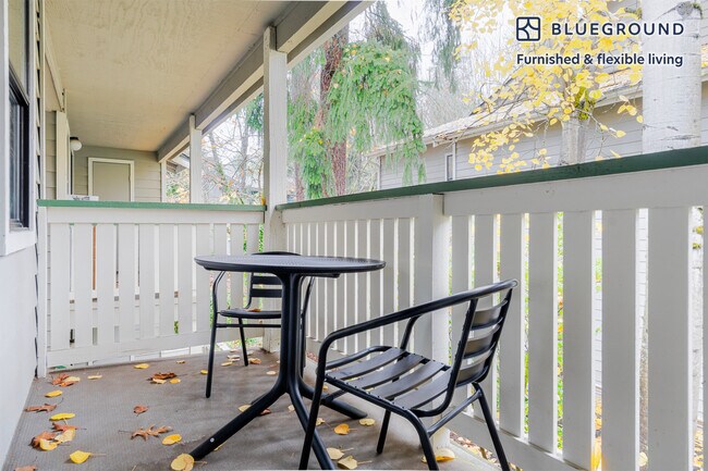 Foto del edificio - 15850 NE 40th St