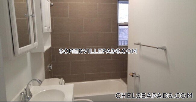 Foto del edificio - 66 Beacon St
