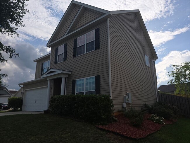 Foto del edificio - Great 3 Bedroom in Grovetown