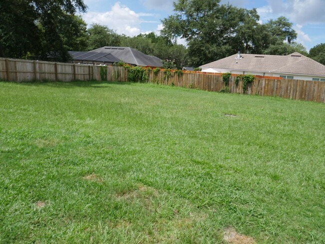 Building Photo - Beautiful 4BR 2BA home in Quarterman Estates located in Lake Park, GA!