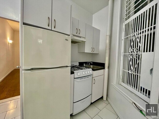 Foto del edificio - EAST 89 St