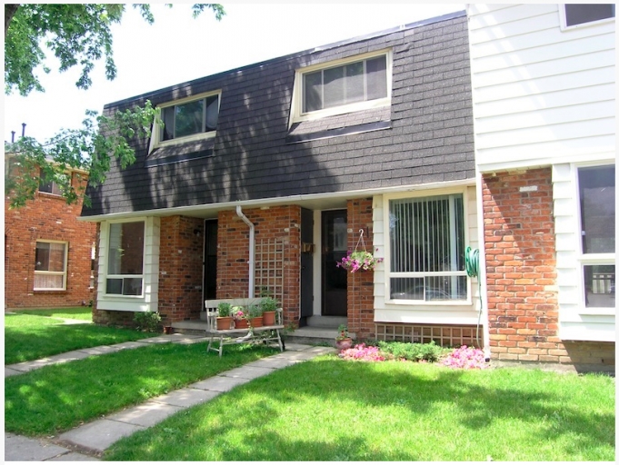 Primary Photo - Lord Nelson Apartments