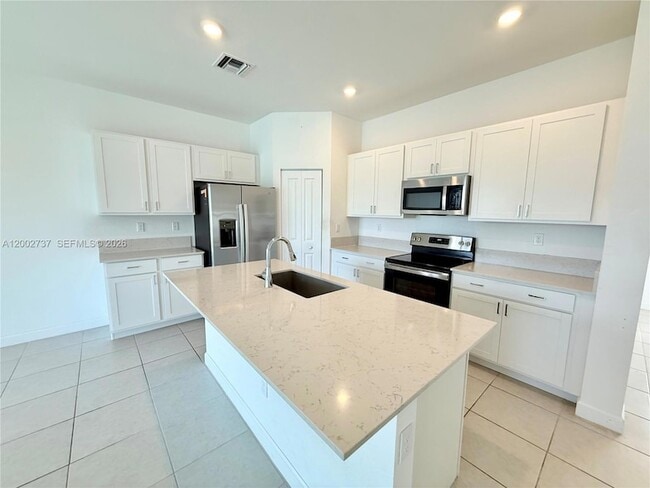 Photo - 6939 Harbours Edge Ave Townhome