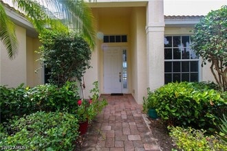 Building Photo - 3927 Aurora Ct