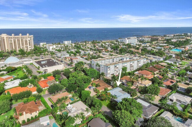 Foto del edificio - 10 Minnetonka Rd