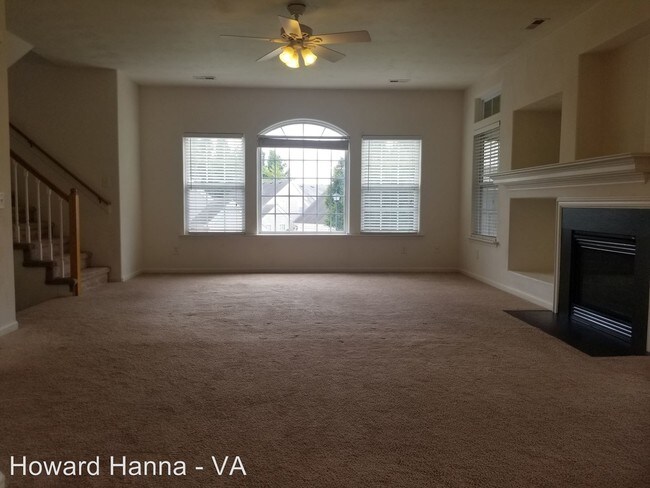 Building Photo - 3 br, 2.5 bath House - 2029 Nicklaus Drive