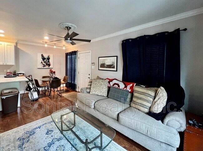 Foto del edificio - 3101 St Charles Avenue