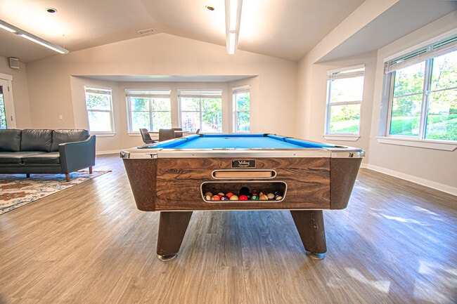 Foto del edificio - Troutdale Terrace