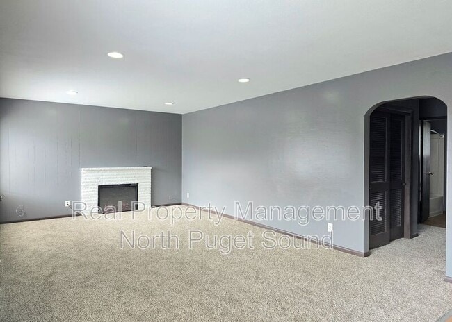 Building Photo - 4105 172nd St NE