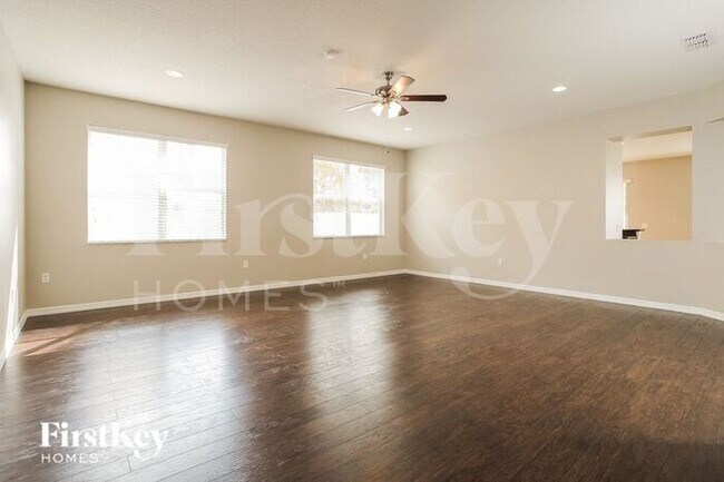 Foto del edificio - 3221 St Croix Ln