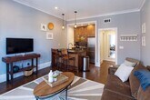 Foto principal - 304 Newbury St