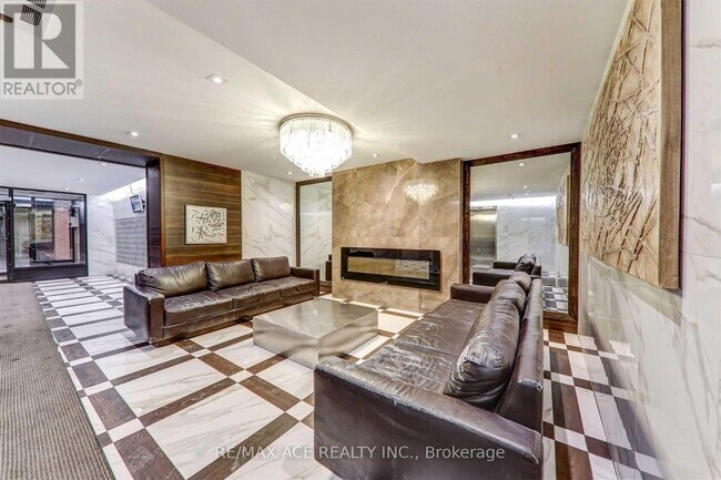 Building Photo - 100 Wingarden Ct