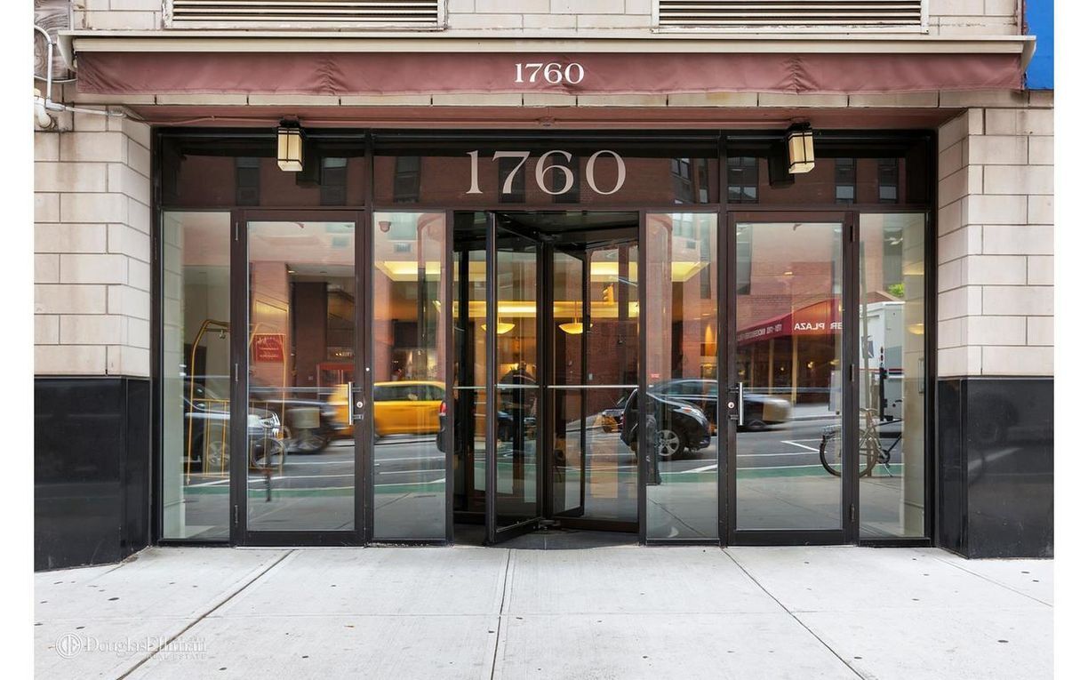 Building Photo - 1760 2nd Ave