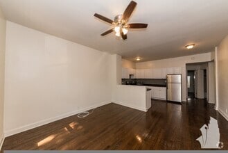 Building Photo - 839.2 W Cornelia Ave