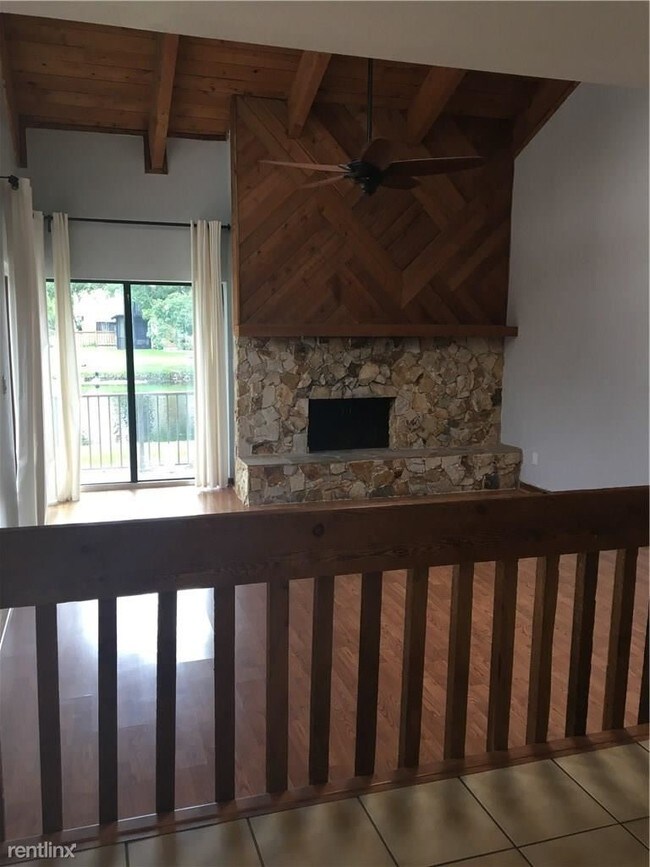 Foto del edificio - 3 br, 2 bath House - 9832 NW 1st Ct