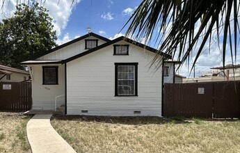 Building Photo - 2322 W Olmos Dr