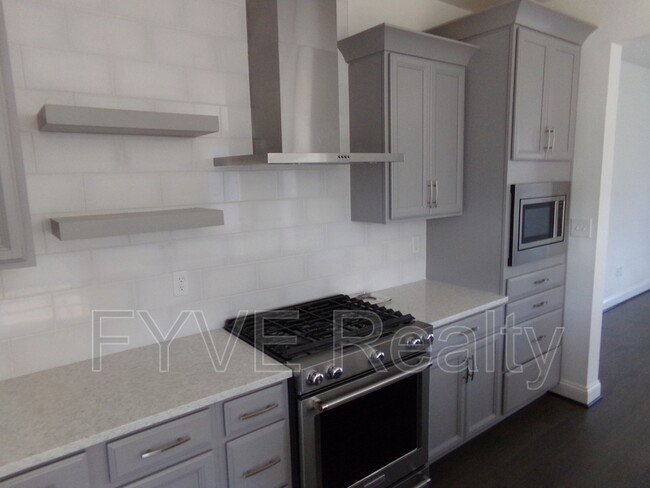 Building Photo - 3071 Preston Way