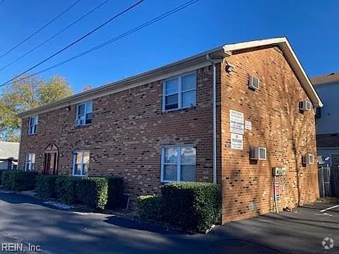 Building Photo - 718 Lesner Ave