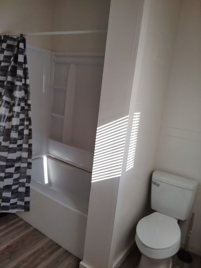 Foto del edificio - 814 S 37th St