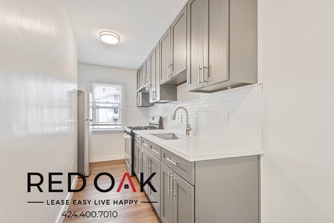 Foto del edificio - 515 S St Andrews Pl