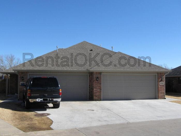 Great 2 bed/1 bath South OKC Duplex - Great 2 bed/1 bath South OKC Duplex