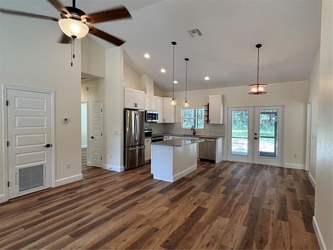 Foto del edificio - 301 NW 5 St