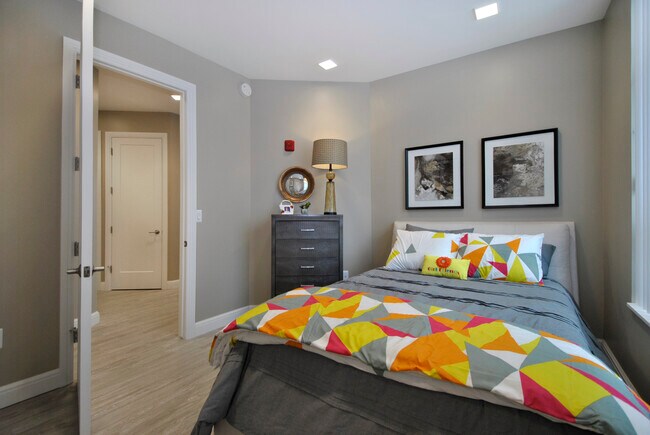 2 BR, 2 BA - Meadowbrook - 1218 SF - City Flats Apartments