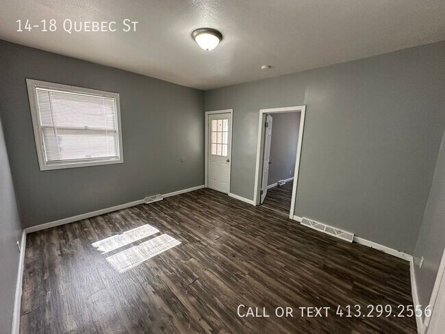 Building Photo - Stunning One Bedroom Apartment Located in ...